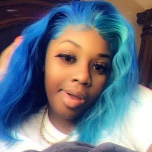 Meet your Posher, Nill